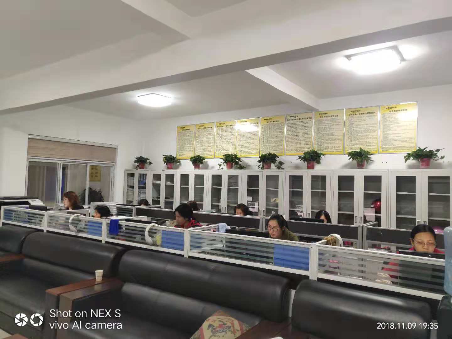 1542679523273664.jpg 1542679523273664.jpg